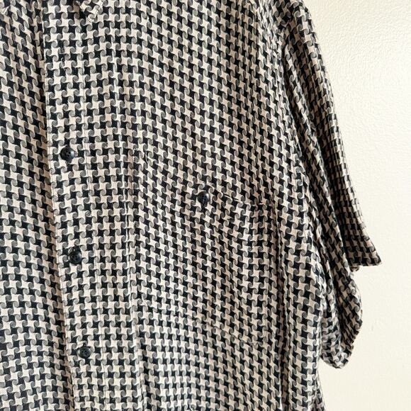 Axis Black + Tan Pinwheel Square Pattern Collared Short Sleeve Button Up - Large - Picture 4 of 6